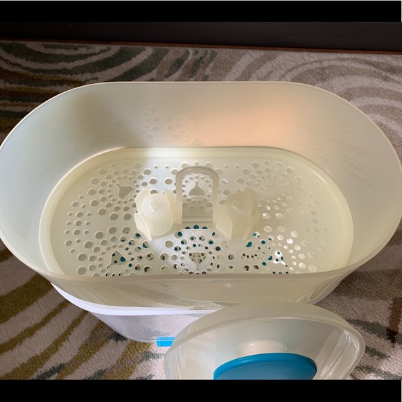 Philips Avent 3-in-1 Electric Steam Sterilizer - Picture 4 of 7